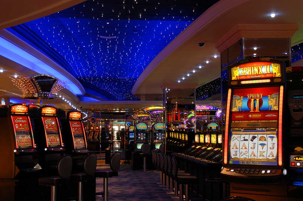 fiber optic lighting in the gran casino, al jarafe